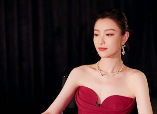 Style tôn vẻ gợi cảm cho nữ minh tinh Cbiz có vòng một khiêm tốn Style tôn vẻ gợi cảm